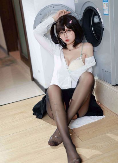 裸体女囚bd在线观看