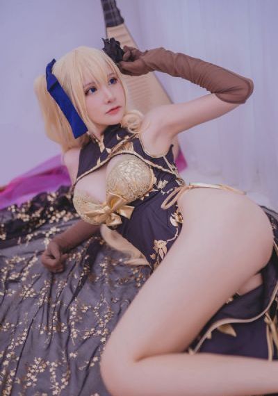 年轻女教师2在线播放